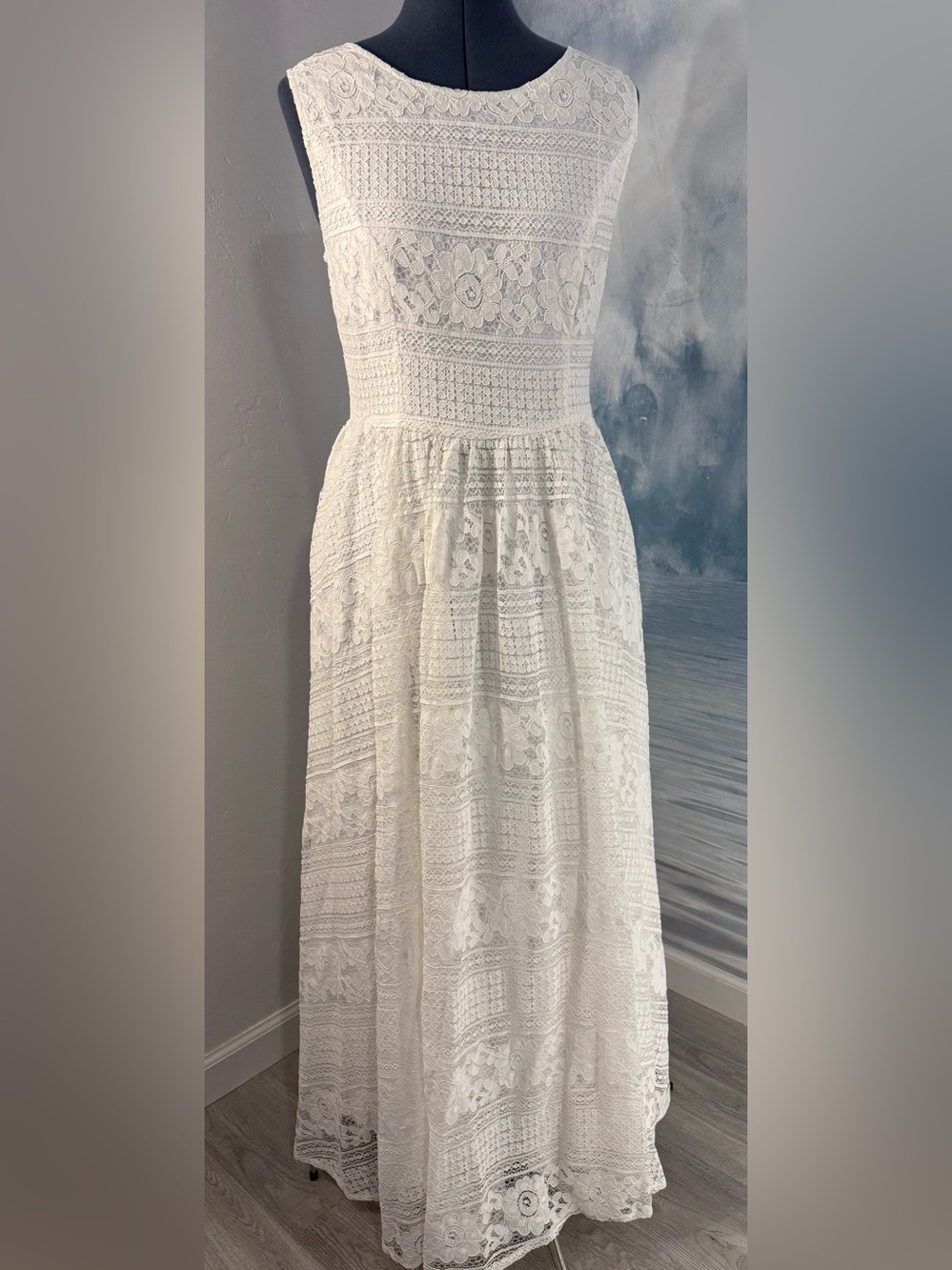 Chillinen Elegant White Lace Maxi Dress - Sleeveless #332